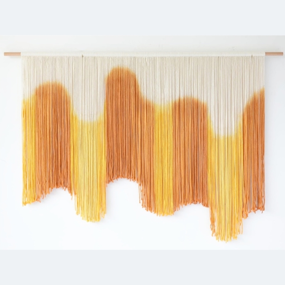 IOWER NWT Sunset Ombre Macrame Wall Hanging Dip Dyed Cream/Orange/Yellow 59x37"